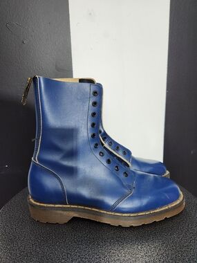 Vintage! Dr. Martens Blue Leather 8-Eye Lace-Up Boots